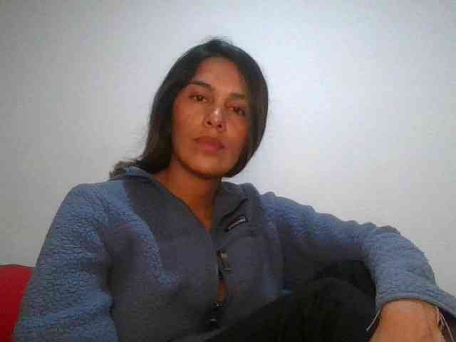 JuanaBrunette