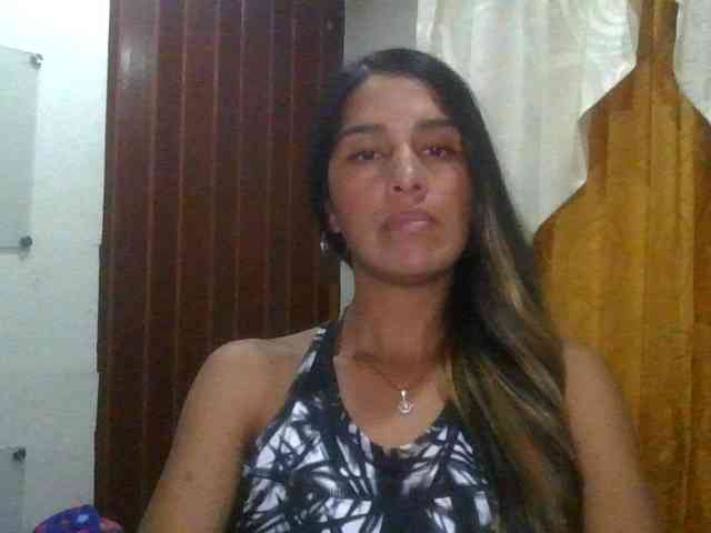 JuanaBrunette