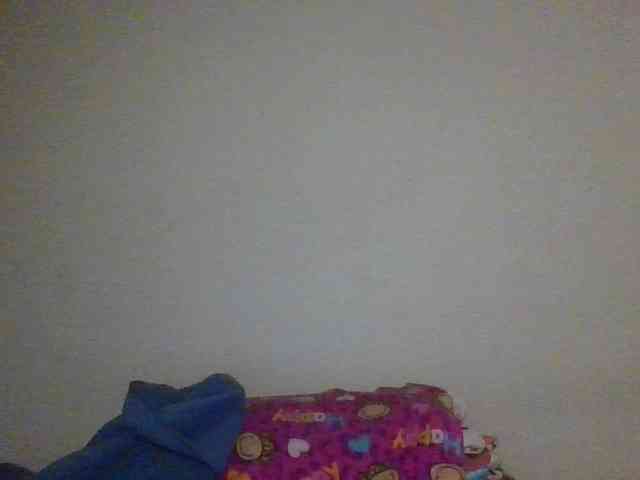 JuanaBrunette webcam