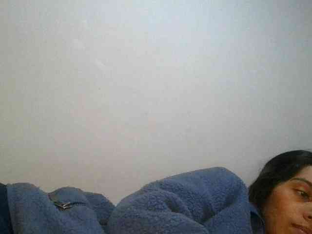 JuanaBrunette webcam