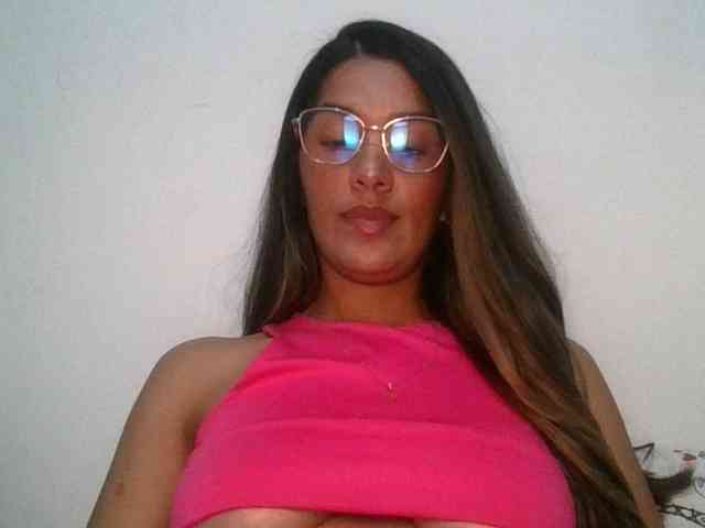 JuanaBrunette