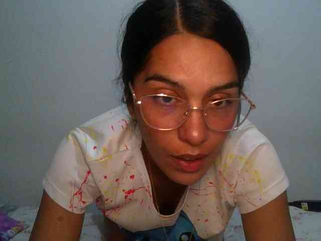 JuanaBrunette webcam