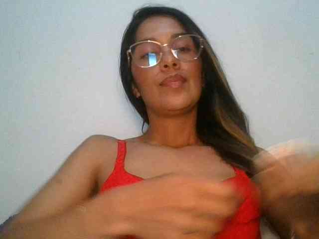 JuanaBrunette