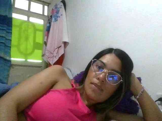 JuanaBrunette