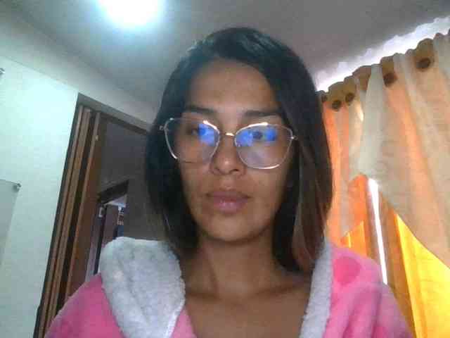 JuanaBrunette