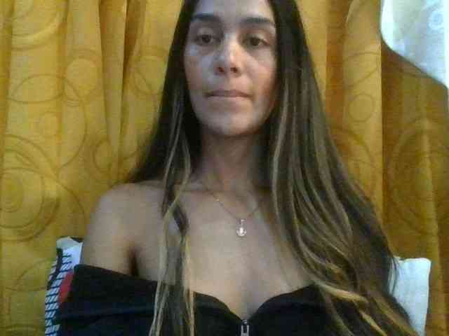 JuanaBrunette