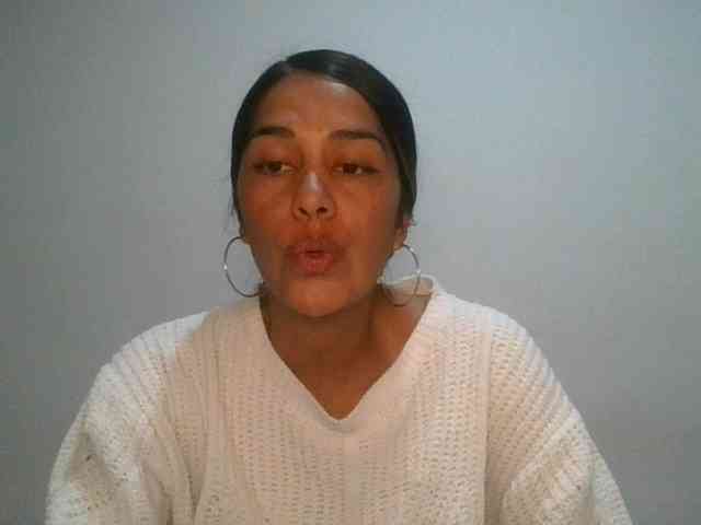JuanaBrunette webcam