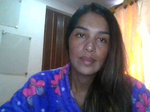JuanaBrunette