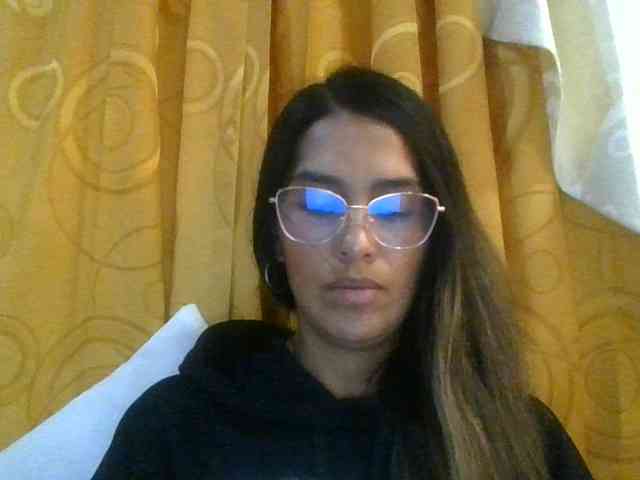 JuanaBrunette