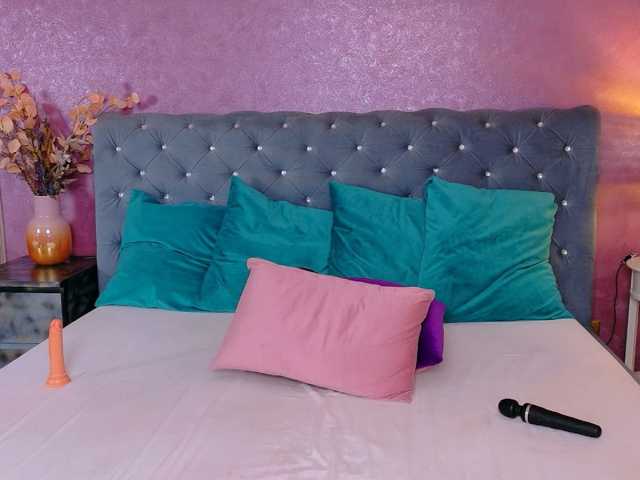 CarlaReys live cam on BongaCams