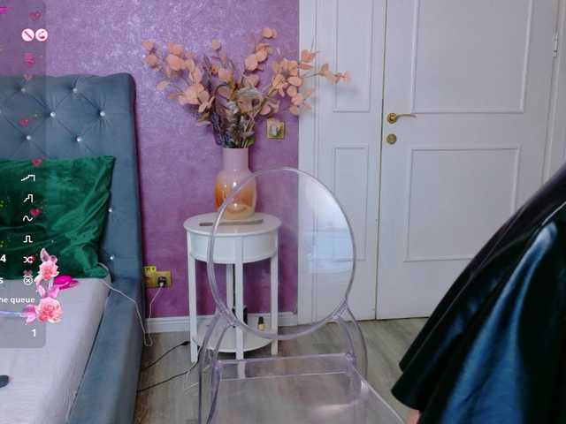 CarlaReys's BongaCams show and profile