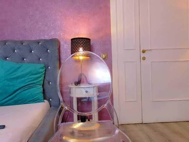 CarlaReys live cam on BongaCams
