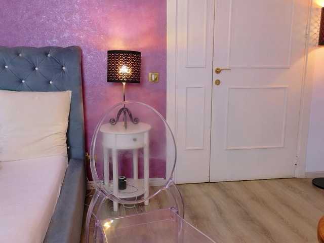 CarlaReys live webcam show
