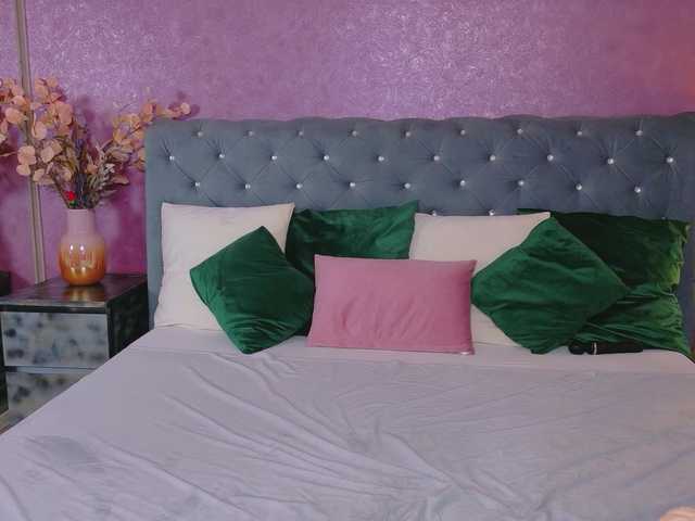 CarlaReys live cam on BongaCams