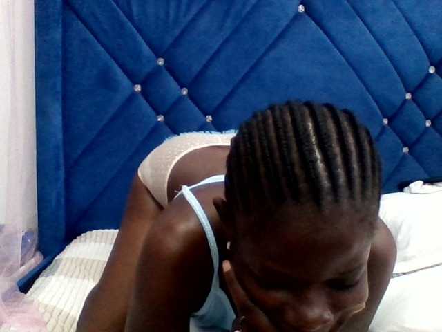Afribebz live cam on BongaCams
