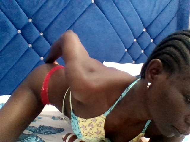 Afribebz, en vivo ahora en BongaCams