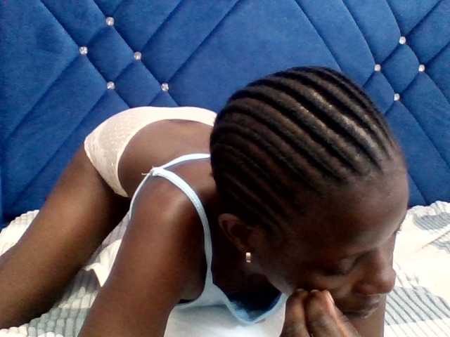 Afribebz live cam on BongaCams