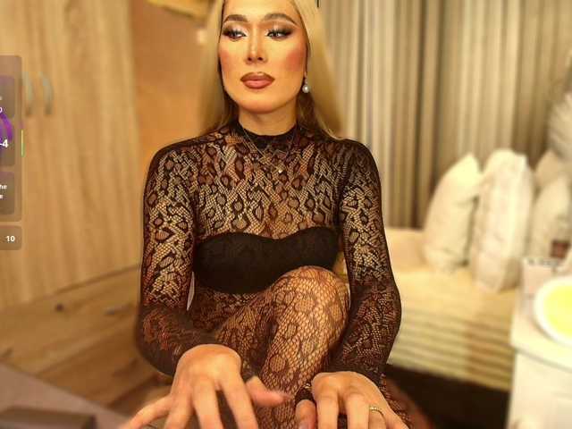 Miss_avacroft live webcam show
