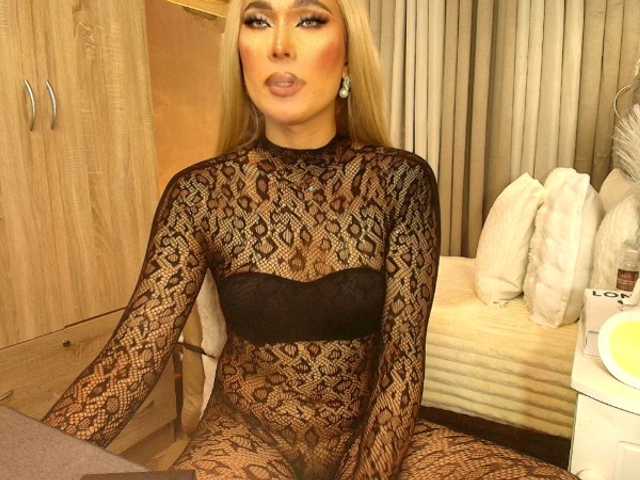 Miss_avacroft live webcam show