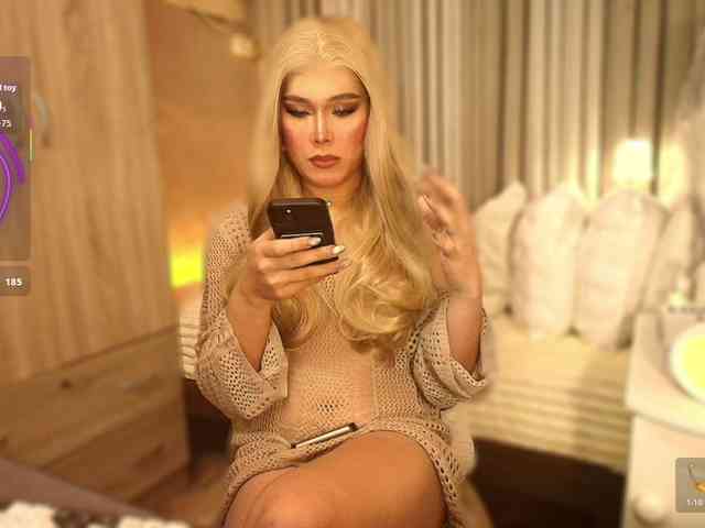 Miss-avacroft Sex Cam Show