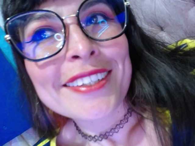 alexandra-94 live cam on BongaCams