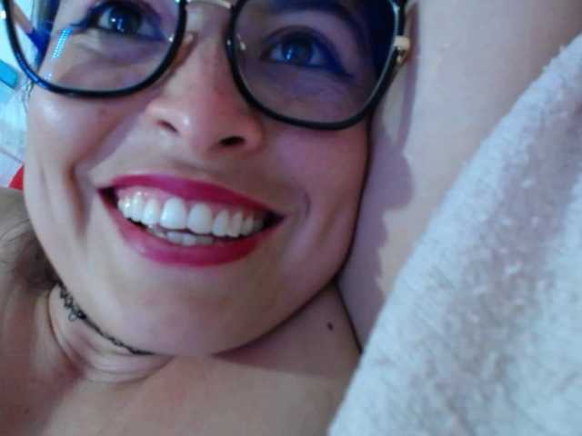 alexandra-94 live cam on BongaCams