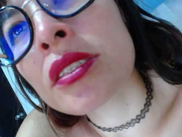 alexandra-94 live cam on BongaCams