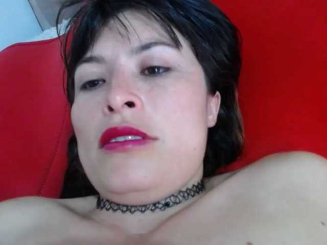 alexandra-94, en vivo ahora en BongaCams