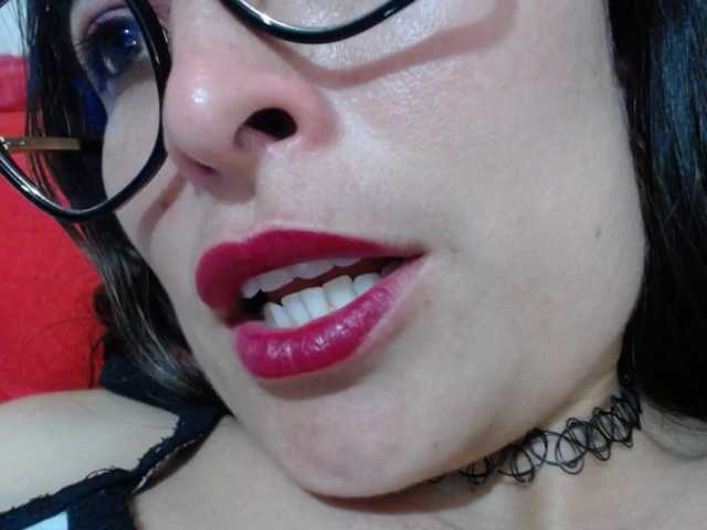 alexandra_94 — live female cam