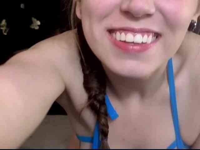 DaphneDawson webcam