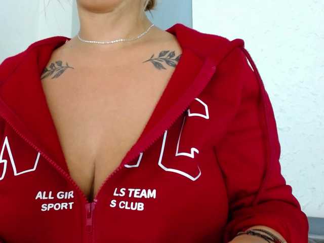 carlabeer live webcam show