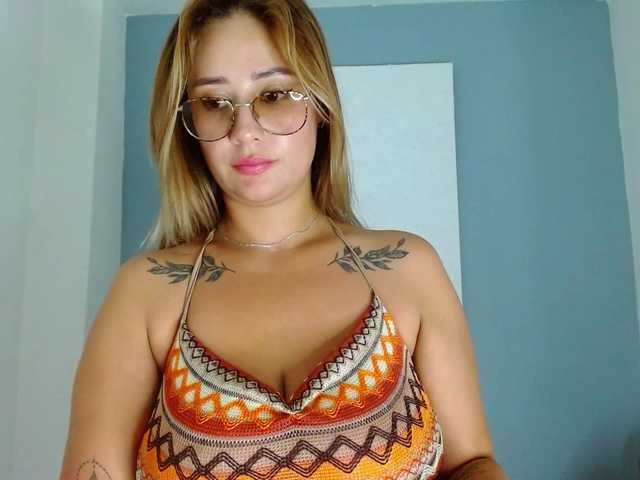 carlabeer live webcam show