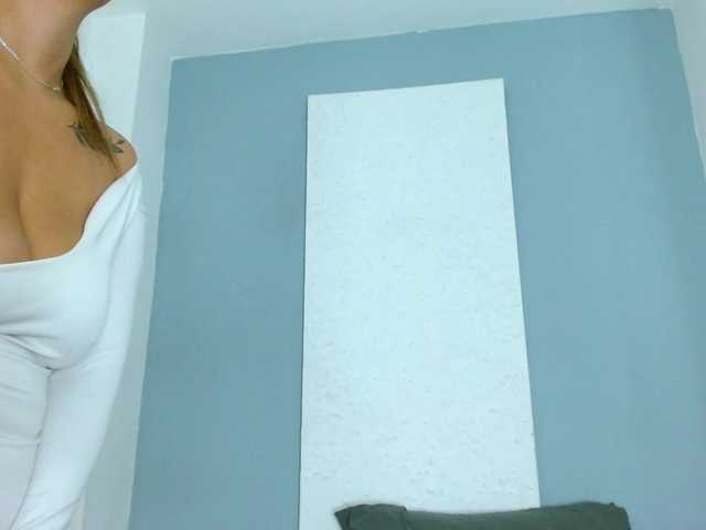 carlabeer live cam on BongaCams