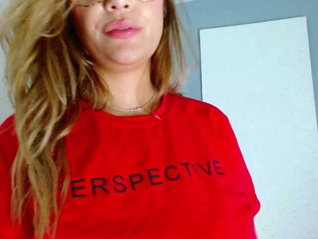 carlabeer live cam on BongaCams