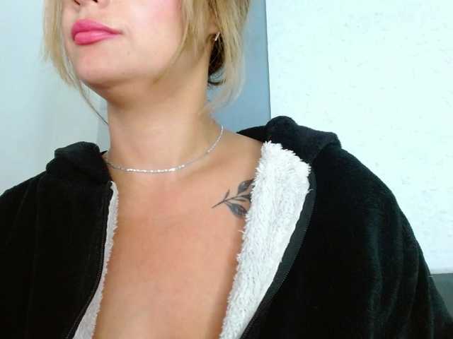 carlabeer live webcam show