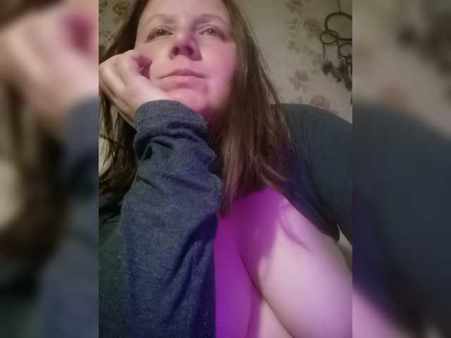 Martovskaya live cam on BongaCams