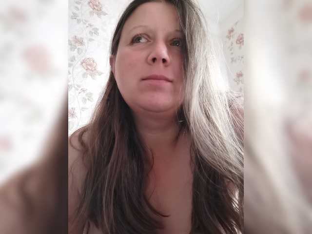 Martovskaya live cam on BongaCams