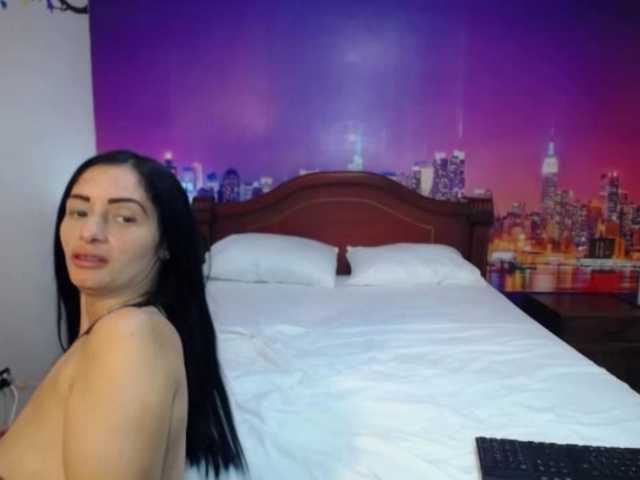 beatifulvene live cam on BongaCams