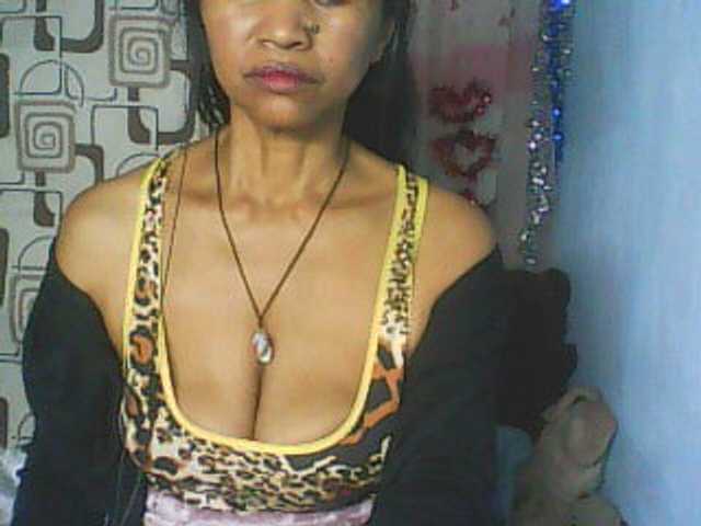 Cute0403 webcam