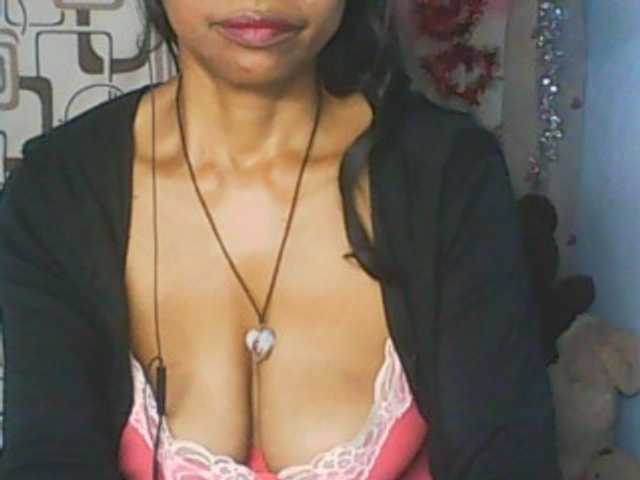 Cute0403 live cam on BongaCams