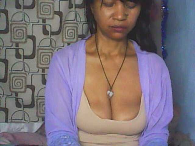 Cute0403 live cam on BongaCams