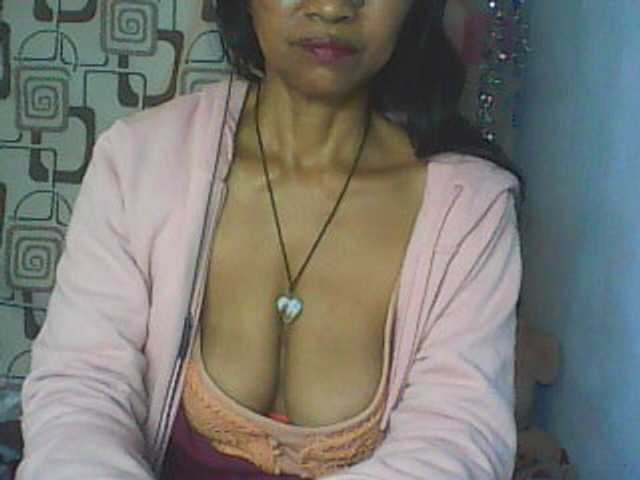 Cute0403 live cam on BongaCams