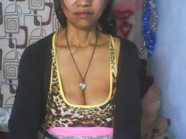 Cute0403 live cam on BongaCams