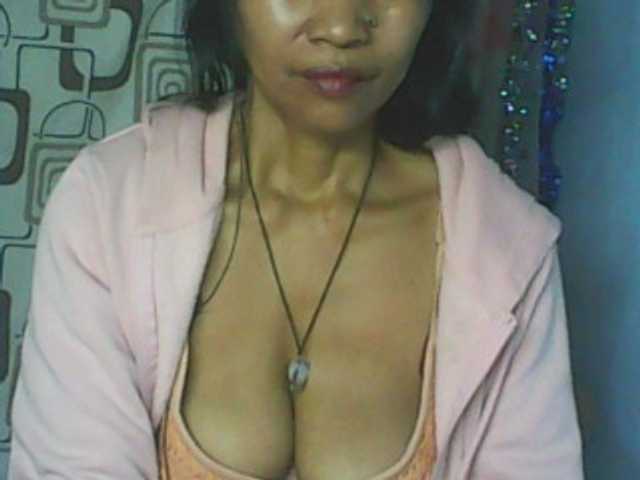 Cute0403 live cam on BongaCams