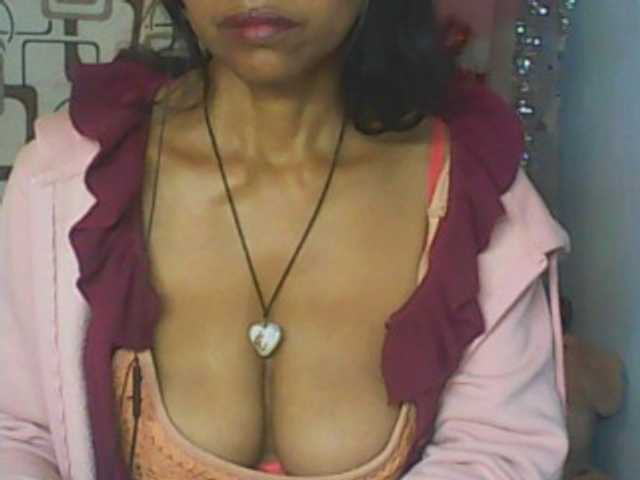 Cute0403 live cam on BongaCams