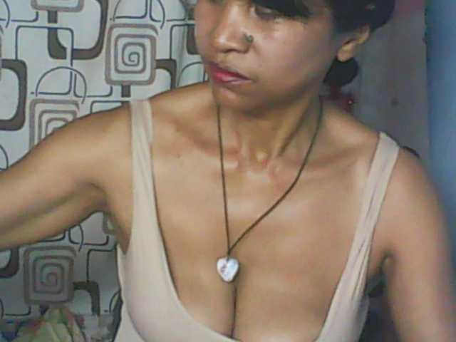 Cute0403 live cam on BongaCams