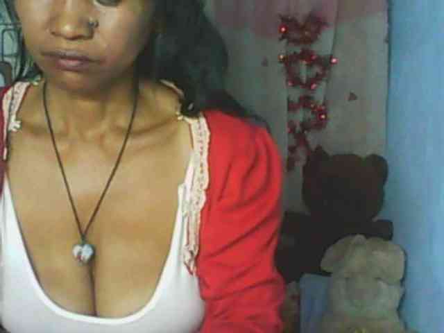 Cute0403 webcam