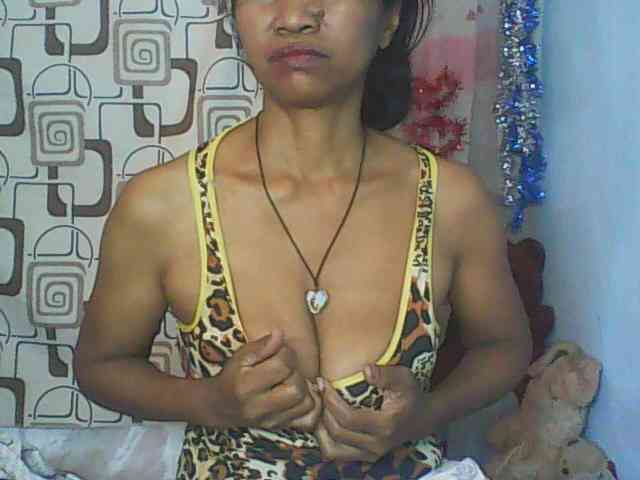 Cute0403 webcam