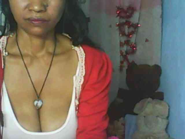Cute0403 webcam