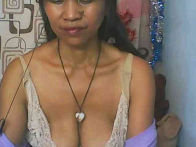 Cute0403 webcam